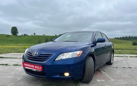 Toyota Camry, 2008 год, 1 100 000 рублей, 10 фотография