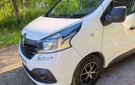 Renault Trafic, 2018 год, 2 290 000 рублей, 2 фотография