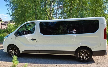 Renault Trafic, 2018 год, 2 290 000 рублей, 4 фотография