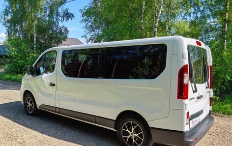 Renault Trafic, 2018 год, 2 290 000 рублей, 5 фотография