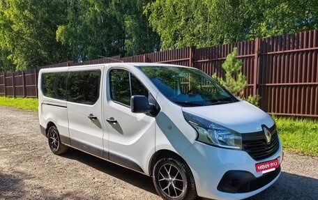 Renault Trafic, 2018 год, 2 290 000 рублей, 11 фотография