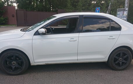 Skoda Rapid I, 2019 год, 900 000 рублей, 4 фотография