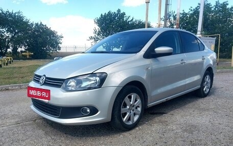 Volkswagen Polo VI (EU Market), 2012 год, 448 000 рублей, 3 фотография