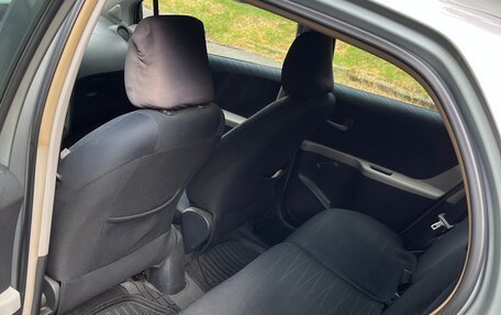 Toyota Yaris III рестайлинг, 2007 год, 530 000 рублей, 8 фотография