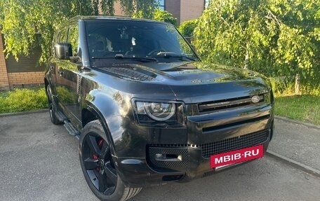 Land Rover Defender II, 2021 год, 5 950 000 рублей, 6 фотография