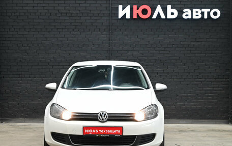 Volkswagen Golf VI, 2009 год, 750 000 рублей, 2 фотография