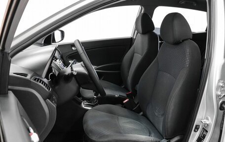 Hyundai Solaris II рестайлинг, 2013 год, 779 000 рублей, 8 фотография