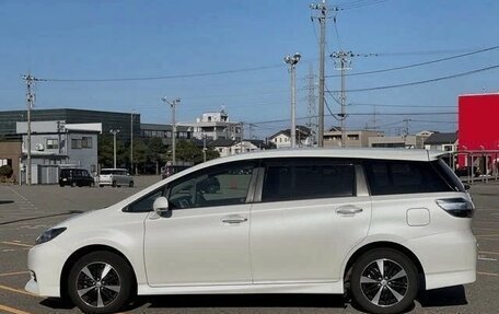 Toyota Wish II, 2017 год, 1 215 000 рублей, 2 фотография