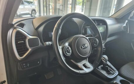 KIA Soul III, 2020 год, 1 622 000 рублей, 9 фотография