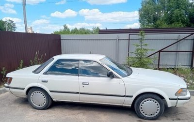 Toyota Carina, 1988 год, 260 000 рублей, 1 фотография