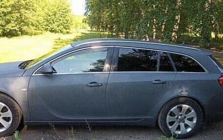 Opel Insignia II рестайлинг, 2010 год, 700 000 рублей, 6 фотография