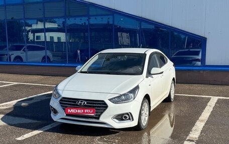 Hyundai Solaris II рестайлинг, 2017 год, 1 150 000 рублей, 1 фотография