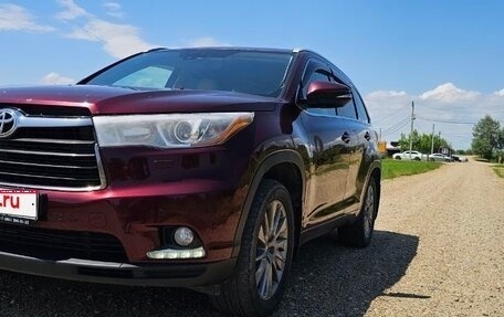 Toyota Highlander III, 2014 год, 2 600 000 рублей, 1 фотография