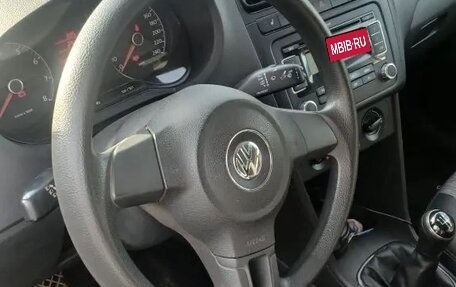 Volkswagen Polo VI (EU Market), 2012 год, 800 000 рублей, 8 фотография