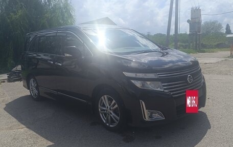 Nissan Elgrand III, 2010 год, 1 900 000 рублей, 7 фотография