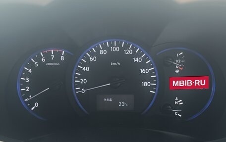 Nissan Elgrand III, 2010 год, 1 900 000 рублей, 14 фотография