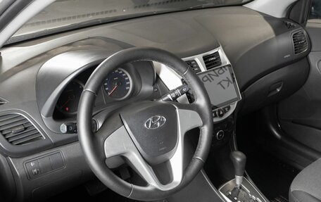 Hyundai Solaris II рестайлинг, 2012 год, 722 800 рублей, 5 фотография