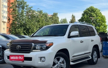 Toyota Land Cruiser 200, 2014 год, 3 449 000 рублей, 3 фотография