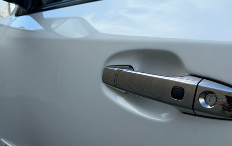 Toyota Land Cruiser 200, 2014 год, 3 449 000 рублей, 17 фотография