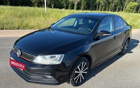 Volkswagen Jetta VI, 2015 год, 909 000 рублей, 2 фотография