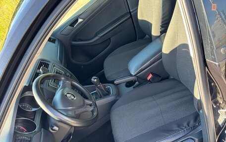 Volkswagen Jetta VI, 2015 год, 909 000 рублей, 15 фотография