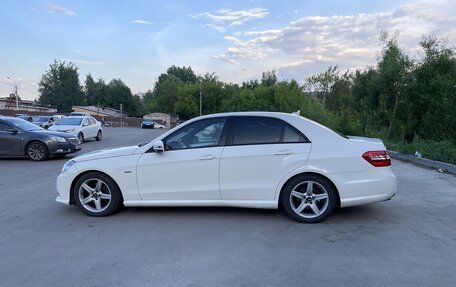 Mercedes-Benz E-Класс, 2011 год, 1 490 000 рублей, 9 фотография