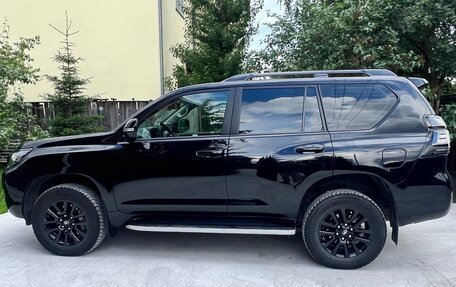 Toyota Land Cruiser Prado 150 рестайлинг 2, 2020 год, 6 400 000 рублей, 8 фотография