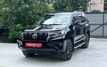 Toyota Land Cruiser Prado 150 рестайлинг 2, 2020 год, 6 400 000 рублей, 11 фотография
