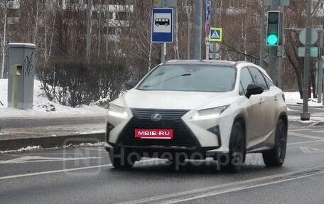Lexus RX IV рестайлинг, 2019 год, 5 500 000 рублей, 11 фотография