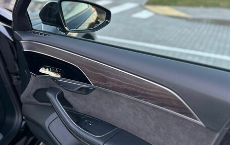 Audi A8, 2021 год, 4 800 000 рублей, 20 фотография