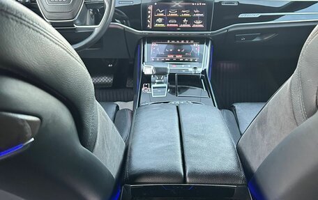Audi A8, 2021 год, 4 800 000 рублей, 24 фотография