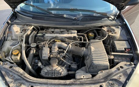 Dodge Stratus II, 2002 год, 160 000 рублей, 21 фотография
