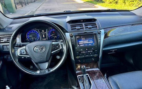 Toyota Camry, 2017 год, 2 190 000 рублей, 6 фотография
