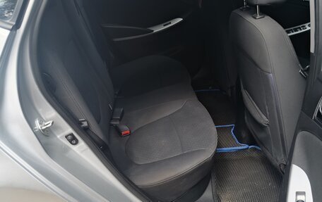 Hyundai Solaris II рестайлинг, 2012 год, 730 000 рублей, 10 фотография
