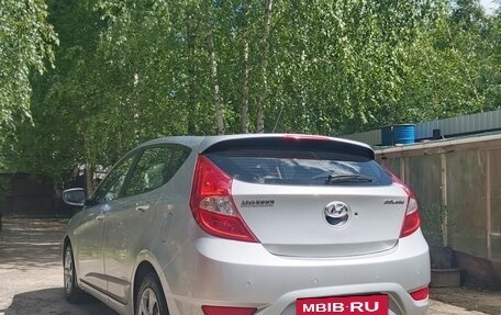 Hyundai Solaris II рестайлинг, 2012 год, 730 000 рублей, 5 фотография