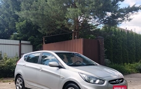 Hyundai Solaris II рестайлинг, 2012 год, 730 000 рублей, 8 фотография