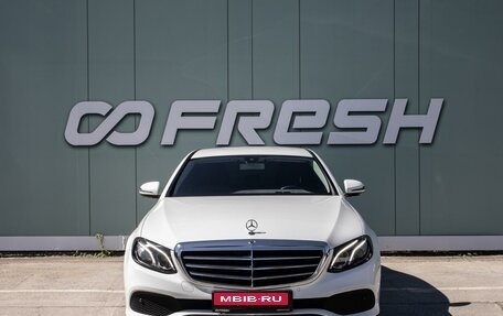 Mercedes-Benz E-Класс, 2019 год, 3 129 000 рублей, 3 фотография