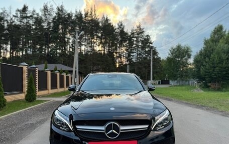 Mercedes-Benz C-Класс, 2017 год, 2 190 000 рублей, 4 фотография