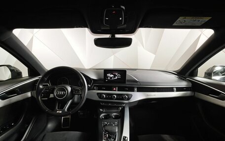 Audi A4, 2017 год, 2 435 000 рублей, 14 фотография