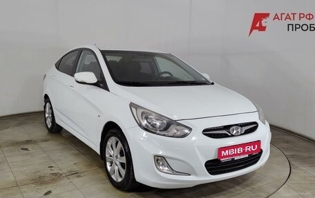 Hyundai Solaris II рестайлинг, 2012 год, 850 000 рублей, 1 фотография