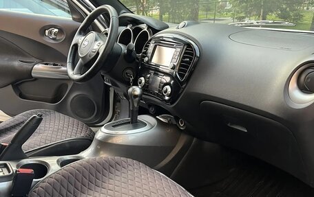 Nissan Juke II, 2012 год, 900 000 рублей, 17 фотография