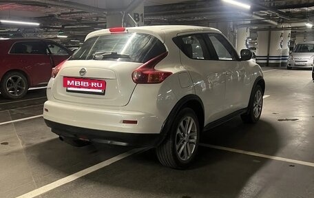 Nissan Juke II, 2012 год, 900 000 рублей, 13 фотография