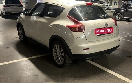 Nissan Juke II, 2012 год, 900 000 рублей, 10 фотография