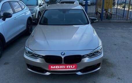 BMW 3 серия, 2013 год, 1 050 000 рублей, 3 фотография
