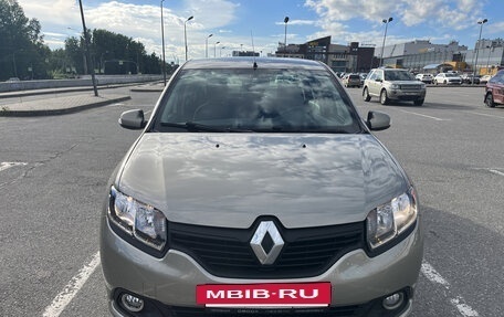 Renault Logan II, 2015 год, 570 000 рублей, 12 фотография