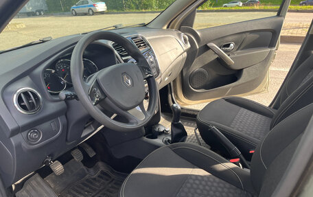 Renault Logan II, 2015 год, 570 000 рублей, 25 фотография