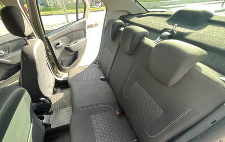 Renault Logan II, 2015 год, 570 000 рублей, 27 фотография