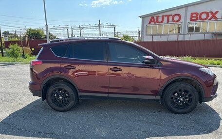 Toyota RAV4, 2017 год, 2 350 000 рублей, 4 фотография