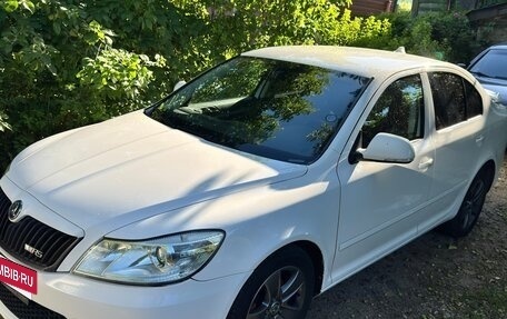 Skoda Octavia, 2010 год, 750 000 рублей, 2 фотография