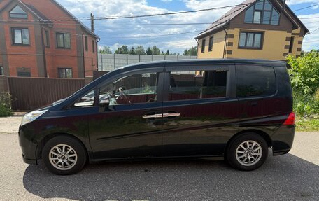 Honda Stepwgn III, 2008 год, 1 100 000 рублей, 3 фотография